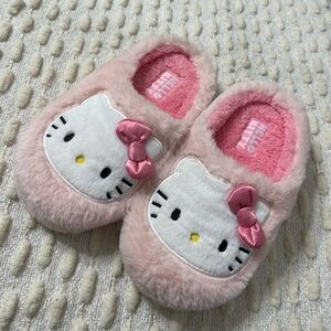 Hello Kitty Soft Pink Slippers